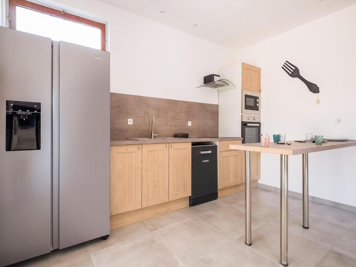 Fully Renovated House Only Few Minutes Walk Away From Ohama Beach Vierville-sur-Mer Exterior foto
